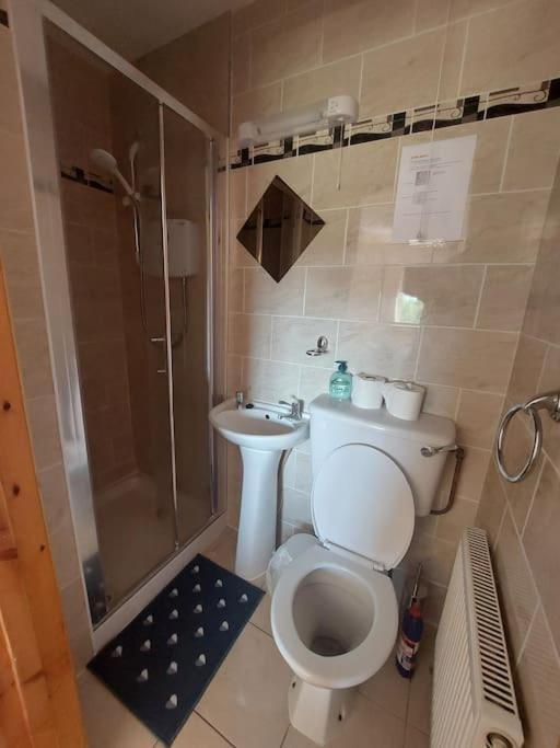 3 Bed Semi-Detached House In A Quite Estate Villa Bruff Exterior photo
